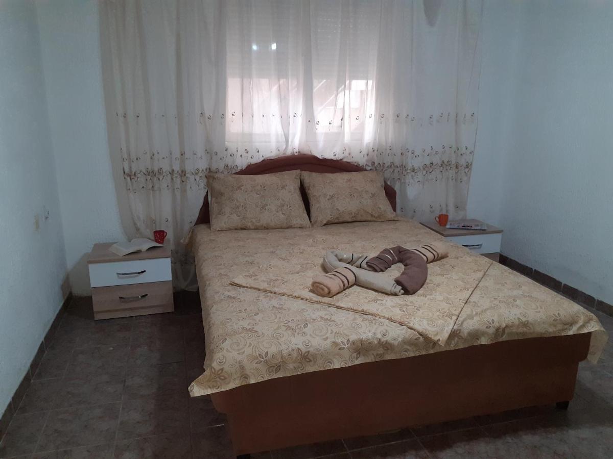 Studio-Apartman Milena 2 Podgorica Exteriör bild